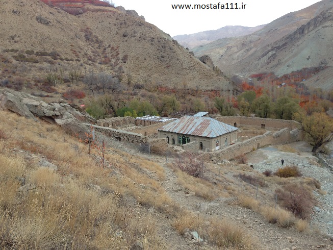 تالار کاخ ناصری از نمایی دورتر در دره شهرستانک 11 آبان 1396